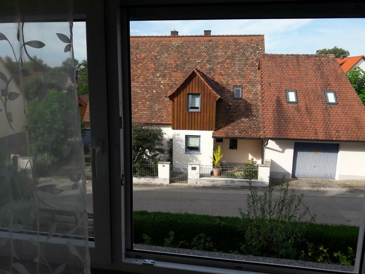 Georgensgmund Ferienwohnung Lerchennest מראה חיצוני תמונה